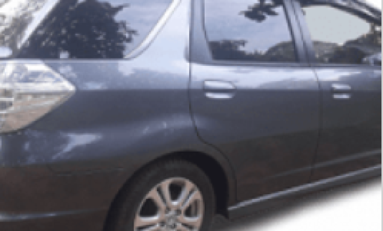 Honda Shuttle 2012 – Colombo