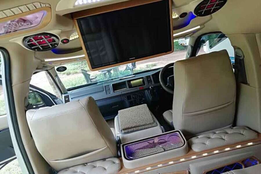 Toyota KDH High Roof