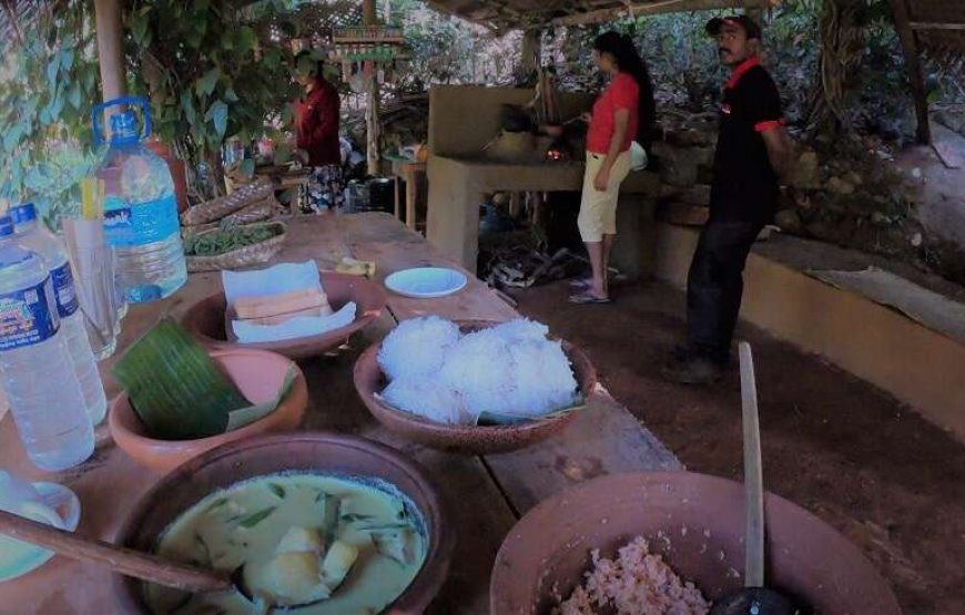 1 Night Camping and 2 Days Hiking tour